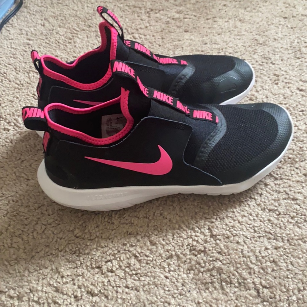 Nike flexrunner sneakers